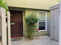 Building Photo - 24352 Dover Ln