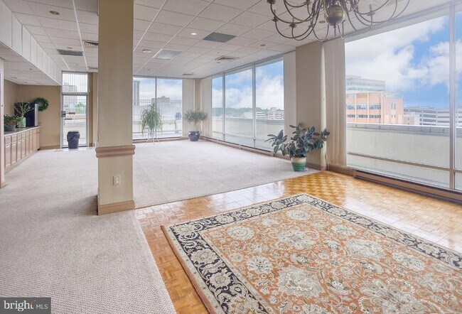 Building Photo - 28 Allegheny Ave