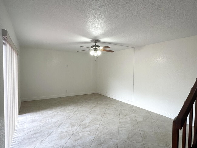 Building Photo - 156 Lake Arbor Dr