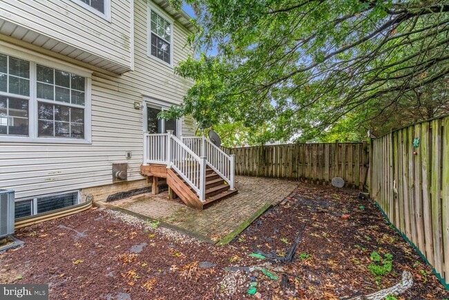 Building Photo - 6817 Signature Cir