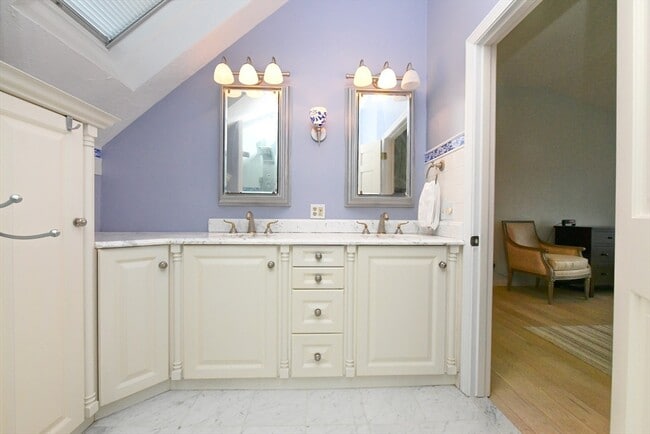 Building Photo - 31 Ellisville Rd