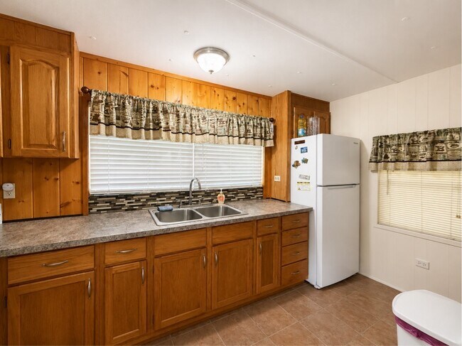 Building Photo - 120 Boca Raton Rd