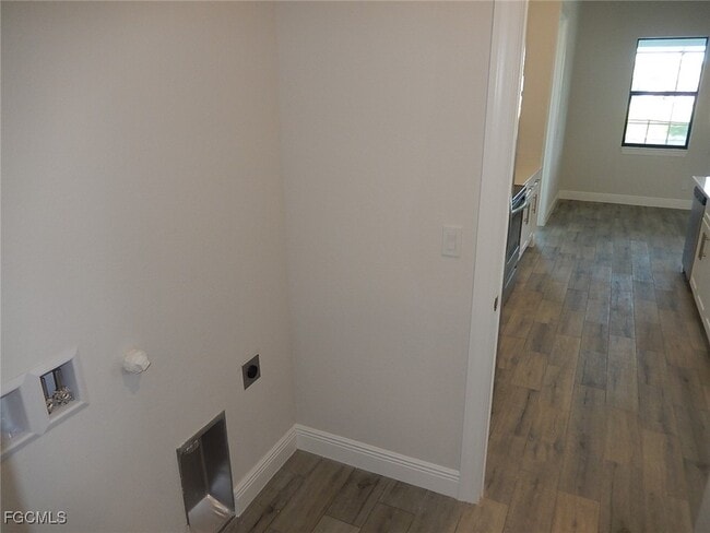 Building Photo - 1113 SW 1st Terrace