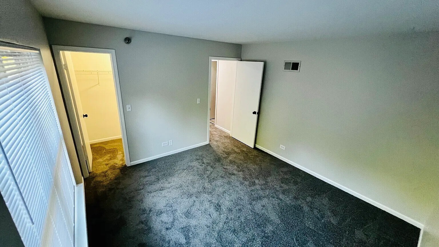 Building Photo - 104 Glengarry Dr