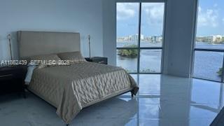 Building Photo - 17111 Biscayne Blvd