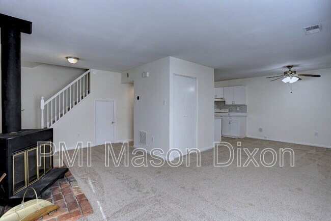 Building Photo - 9496 Timesweep Ln