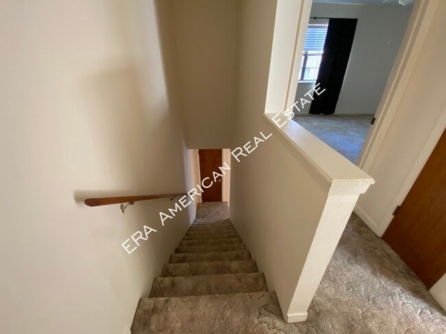 Building Photo - 230 Oxford Ct