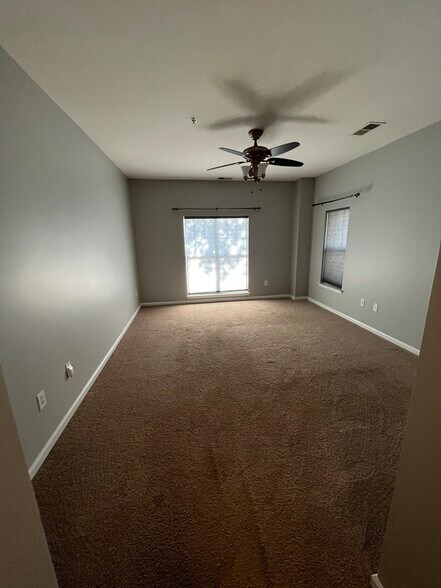 Master Bedroom - 1256 Duncan Gardens Dr