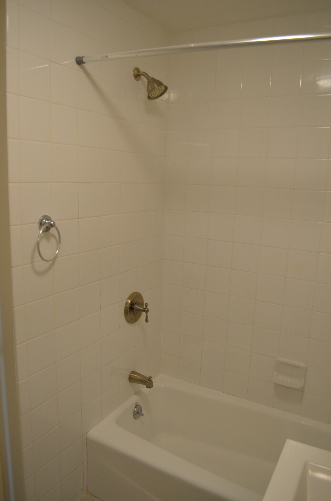 Building Photo - 50 Myano Ln