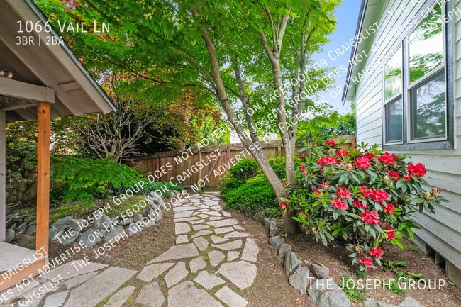Building Photo - 1066 Vail Ln