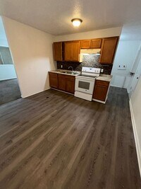 Building Photo - 1706 Andrews Dr