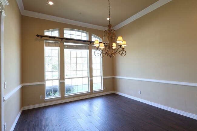 Building Photo - 5700 FM 424-