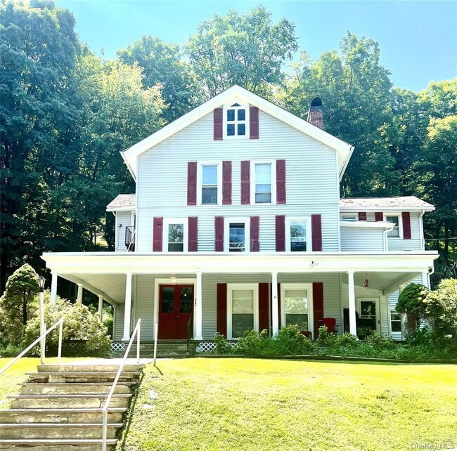 Primary Photo - 15 Lipani Rd