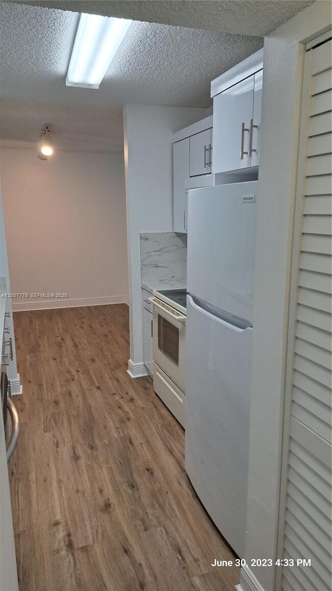 Building Photo - 15770 SW 106th Terrace