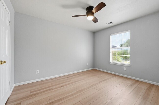 Building Photo - 2700 Cradle Rock Trl