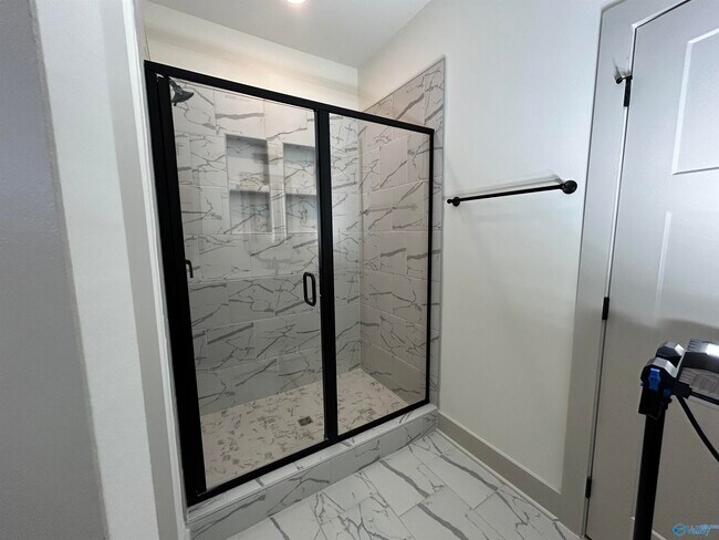 Building Photo - 209 Emma Harris Cir