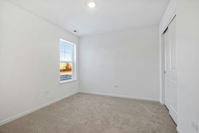 Building Photo - 16531 Golden Vly Ln