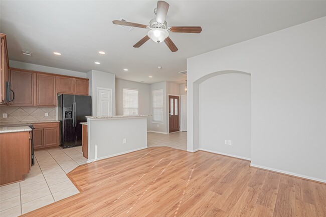 Building Photo - 2748 Maybrook Hollow Ln