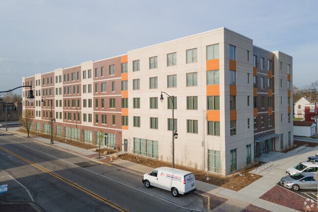 Building Photo - Fifth Avenue Apartments