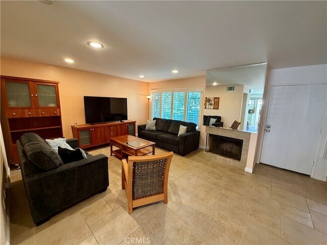 Building Photo - 6855 Valley Circle Blvd