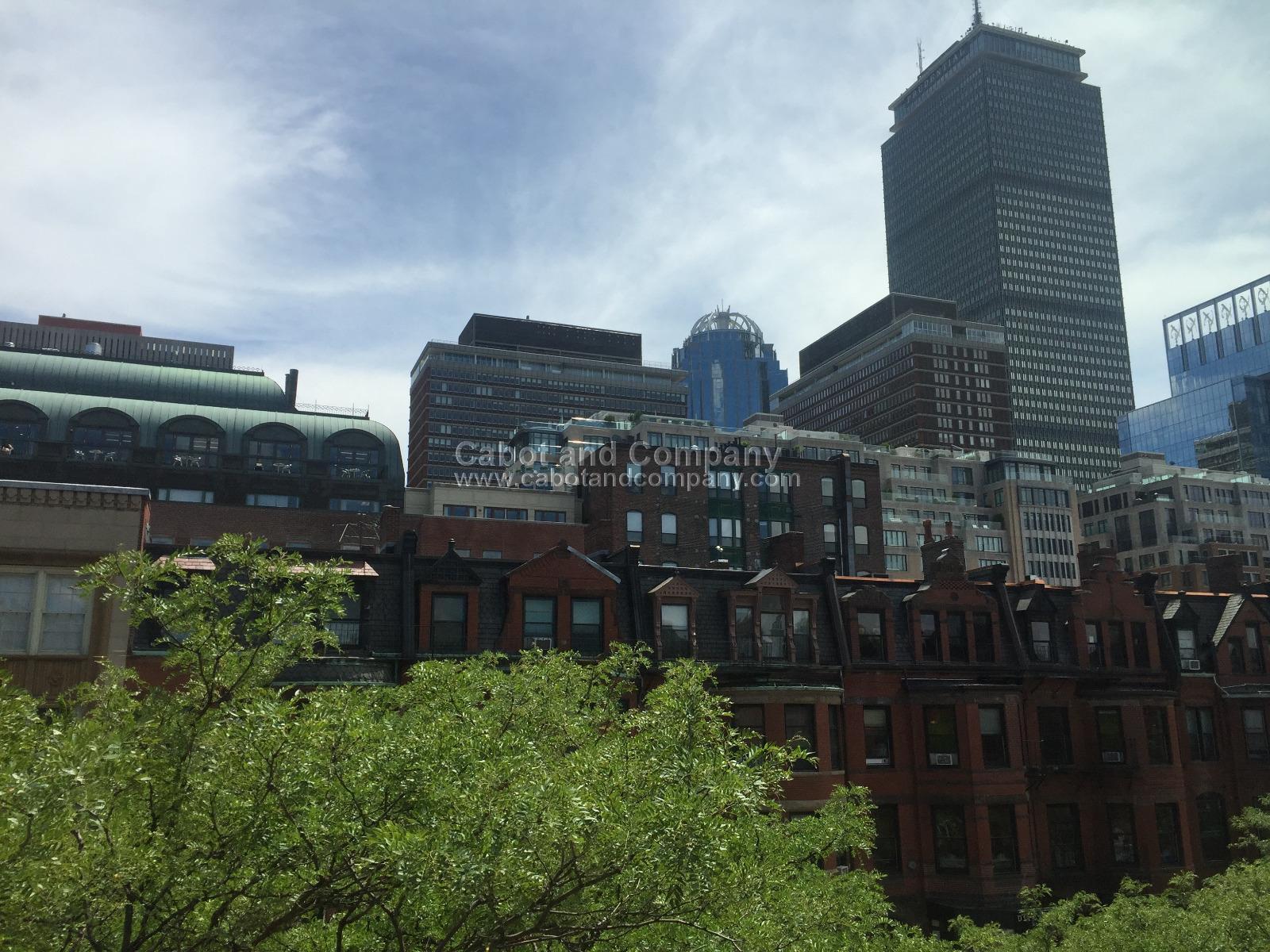 Building Photo - 209 Newbury St