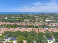 Building Photo - 118 Knoll Way
