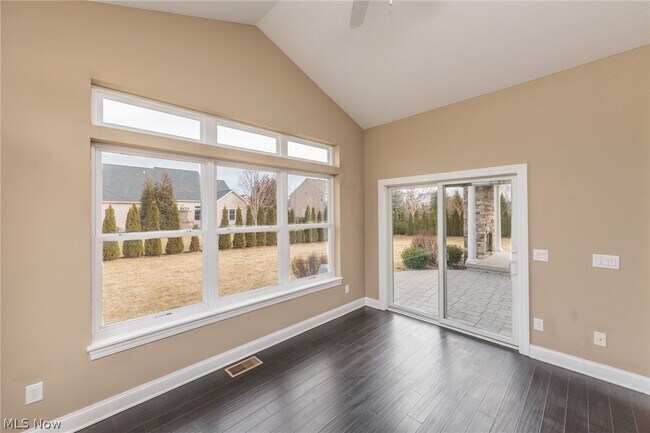 Building Photo - 36591 Wendell St