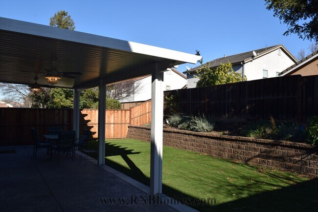 Building Photo - 6569 Powder Ridge Dr