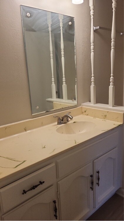 Building Photo - 146 Summerview Dr