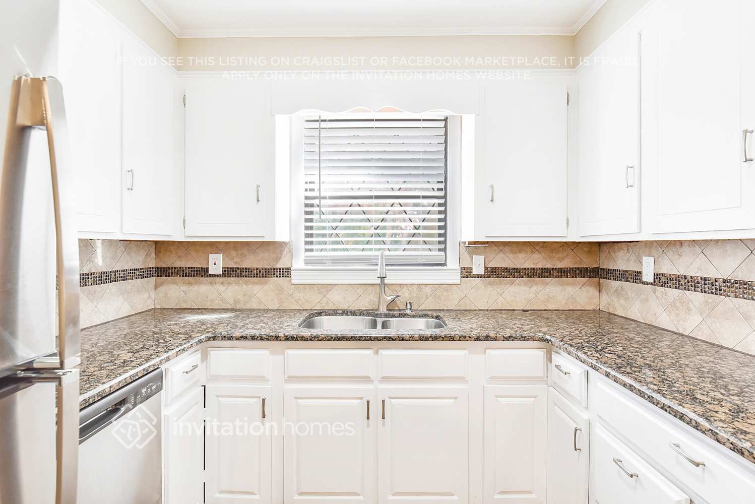 Building Photo - 3938 Somerdale Ln