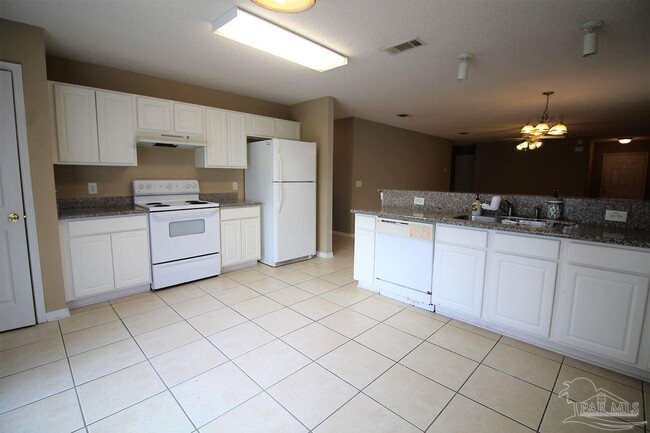 Building Photo - 2009 Marquesas Ln