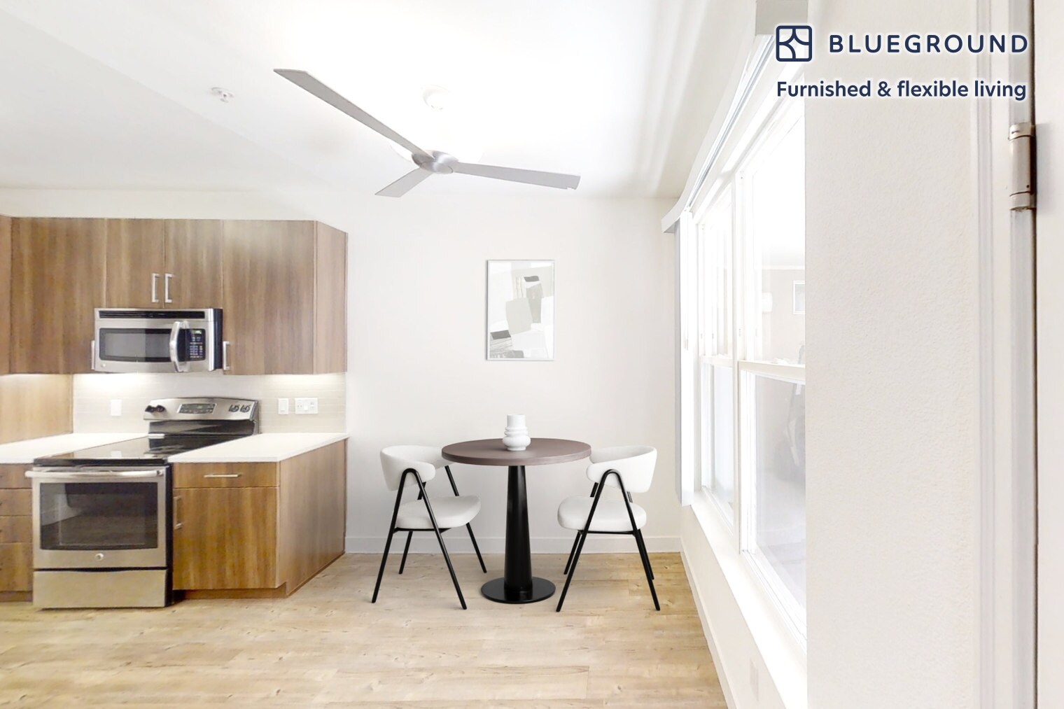 Building Photo - 1257 Lakeside Dr