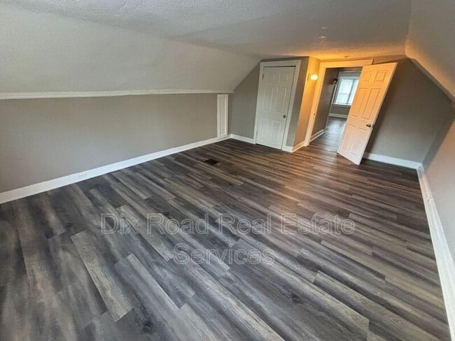 Building Photo - 1026 Del Monte Pl