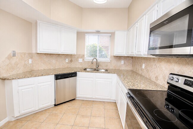 Building Photo - 5916 Woodway Place Ct