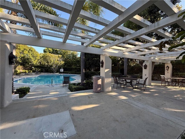 Building Photo - 9 La Quinta