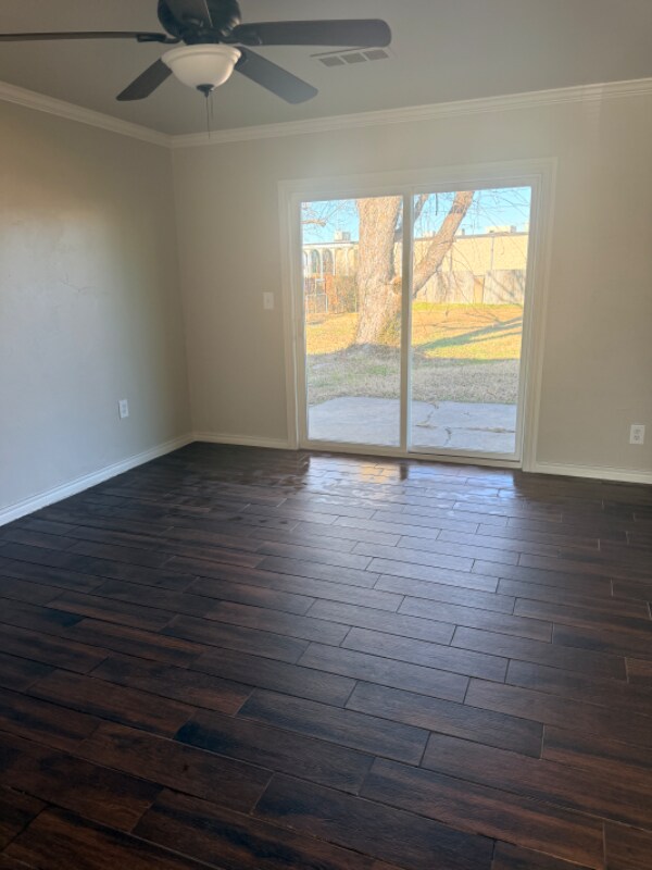 Building Photo - 9137 E 46th Pl