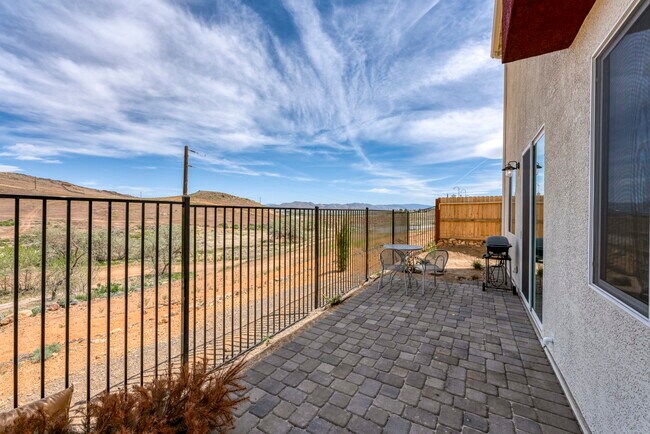 Building Photo - 4928 Black Falcon Way