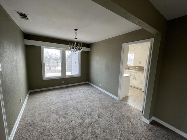 Building Photo - 430 Bryn Mawr Dr