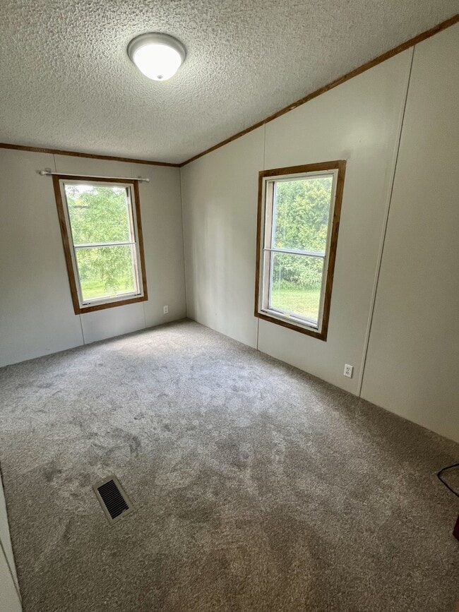 Building Photo - 3414 OH-83