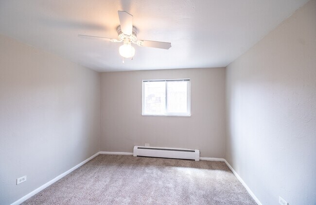 Building Photo - 7549 N Pecos St