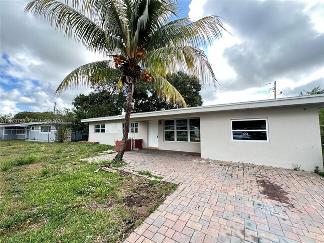 Building Photo - 180 Penn Way