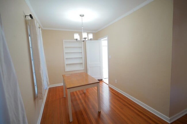 Building Photo - 525 Truett Dr