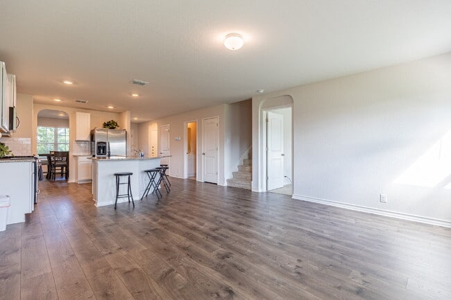 Building Photo - 9712 Moon Shine