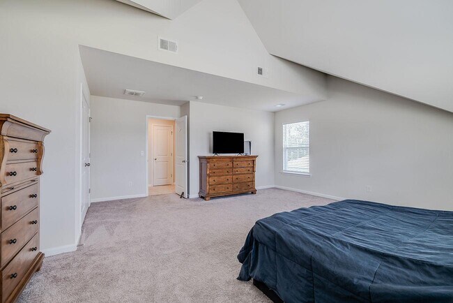 Building Photo - 309 Merganser Dr