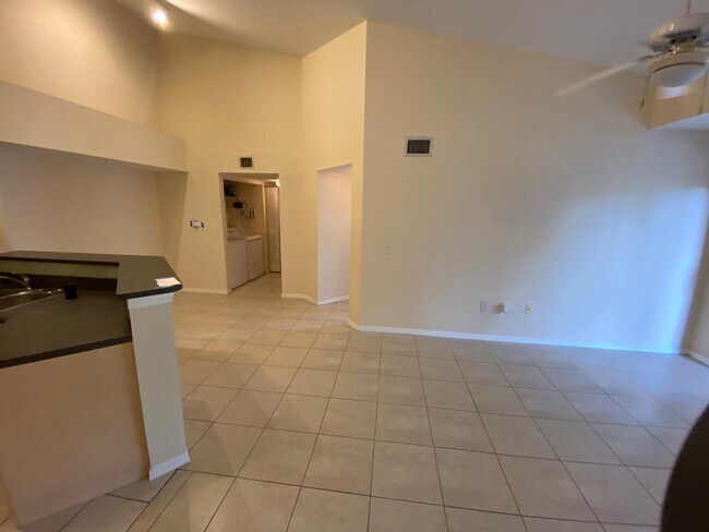 Building Photo - 4211 San Marino Blvd