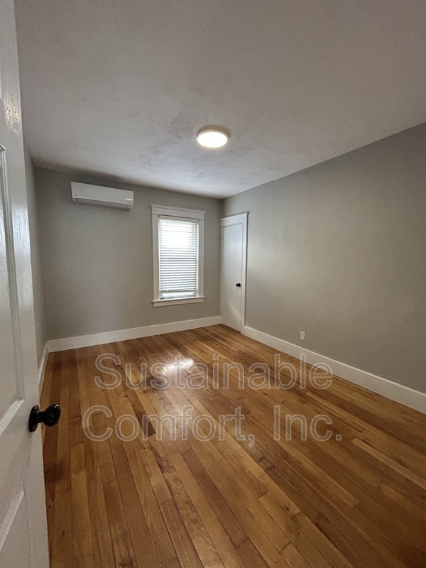 Building Photo - 148 Ingleside Ave