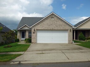 Building Photo - Beautiful 3 BR, 2 Bath Home, All Electric, Vaulted Ceilings, Walk-In Closets, Garage