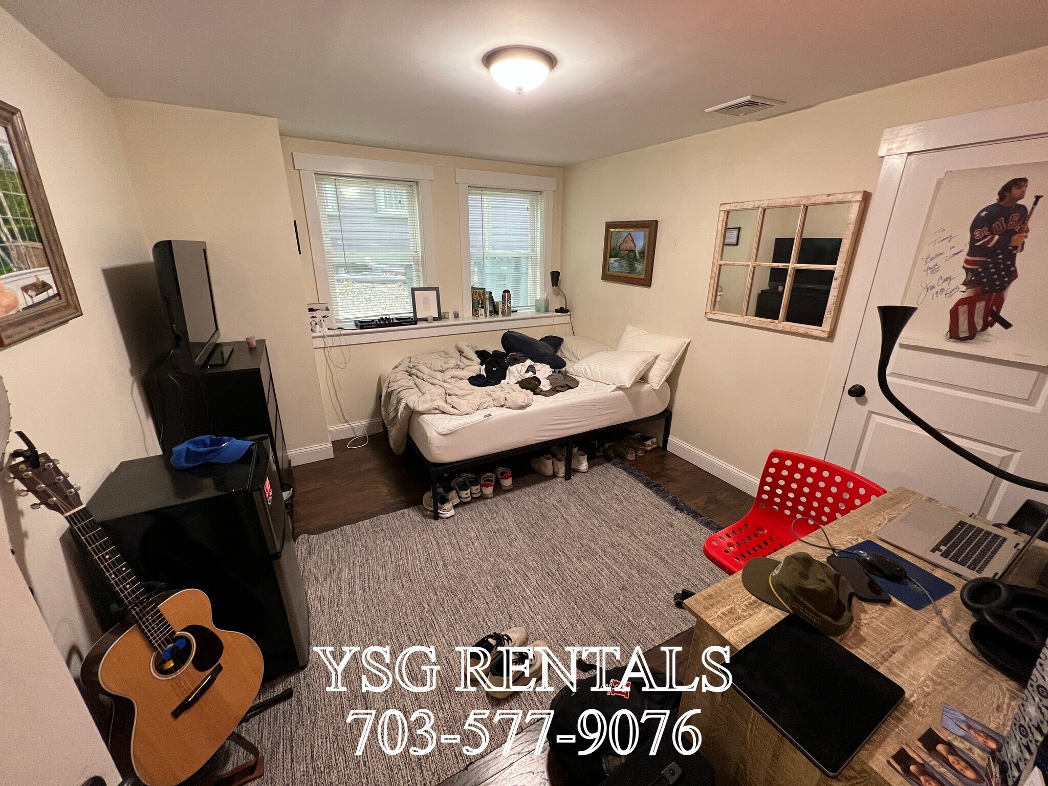 Building Photo - 192 Hillside St