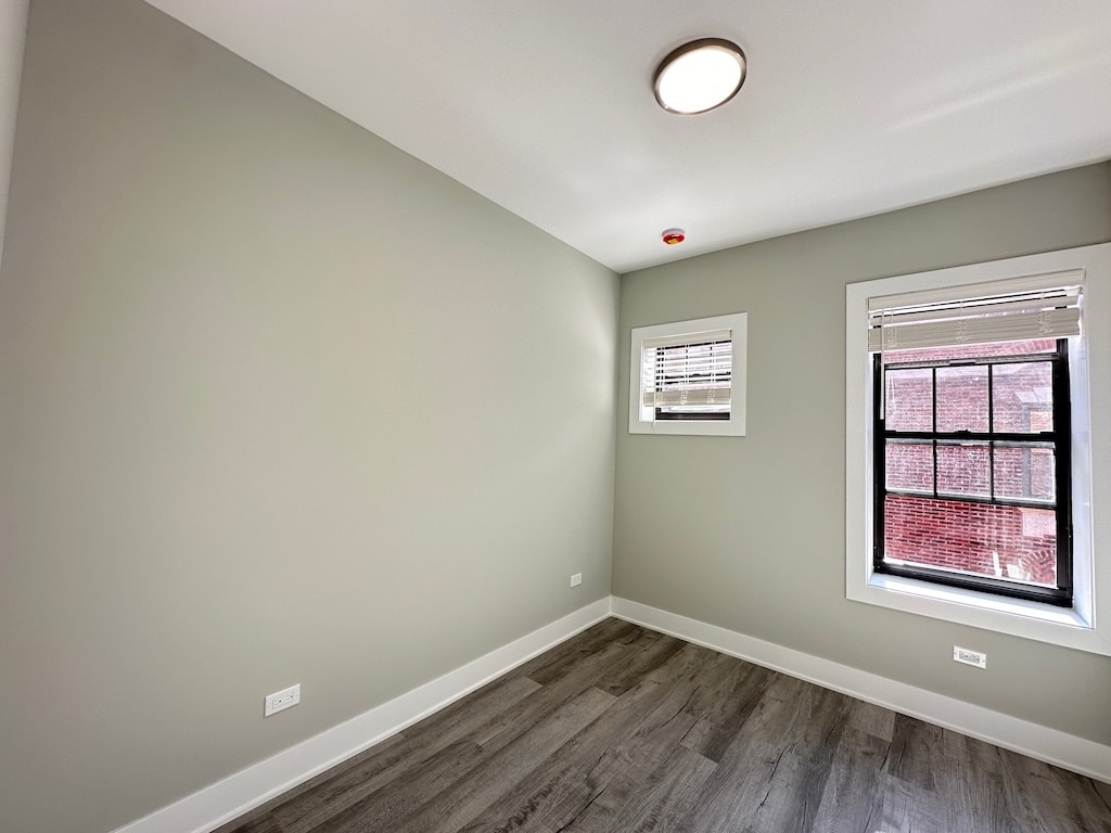 Building Photo - 1144 Oak Ave