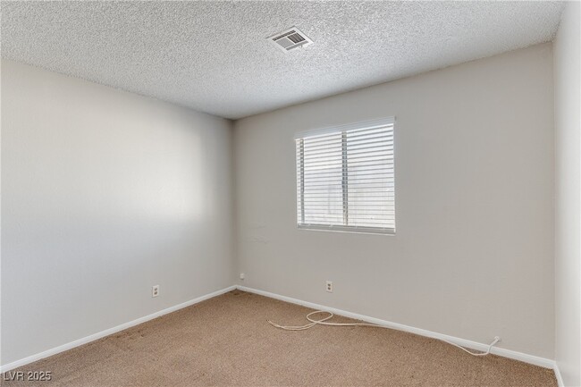 Building Photo - 805 Palo Verde Dr